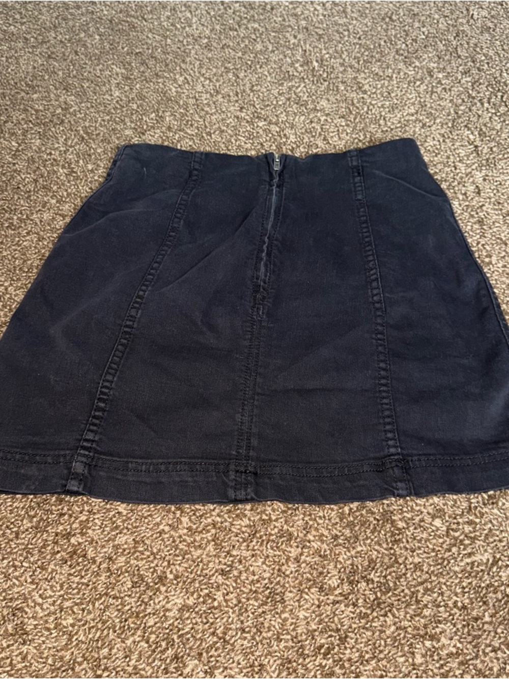 Free People Black Mini Skirt Sz 6 ~ Stylish - Picture 5 of 14